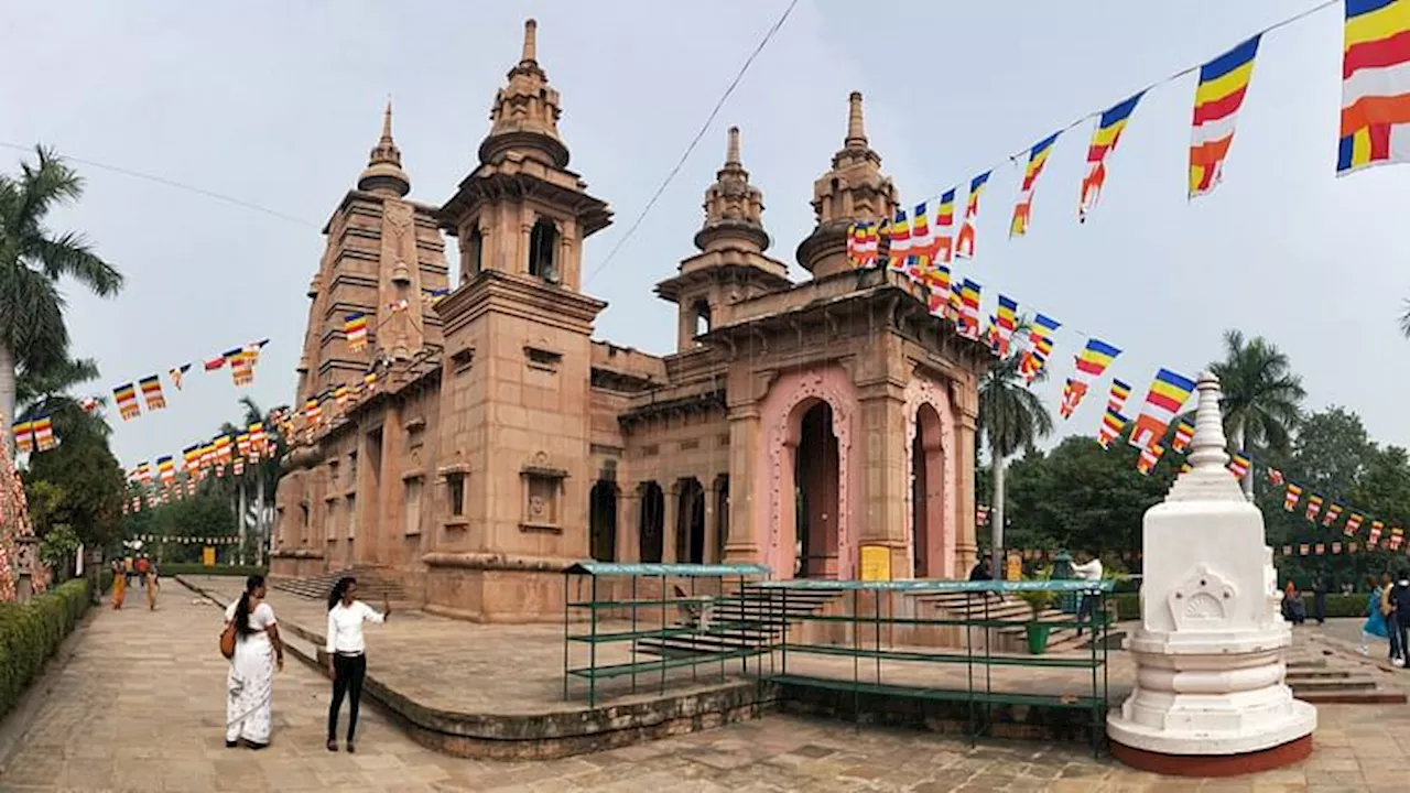 ऑनलाइन होंगे काशी के मंदिरः जैन, बौद्ध मंदिरों, गुरुद्वारों में लगेंगे QR कोड; पर्यटकों को मिलेंगी ये सुविधाएं