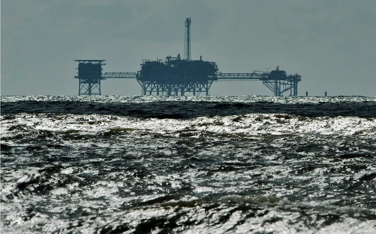 Shell evacúa plataforma en Golfo de México por huracán Beryl