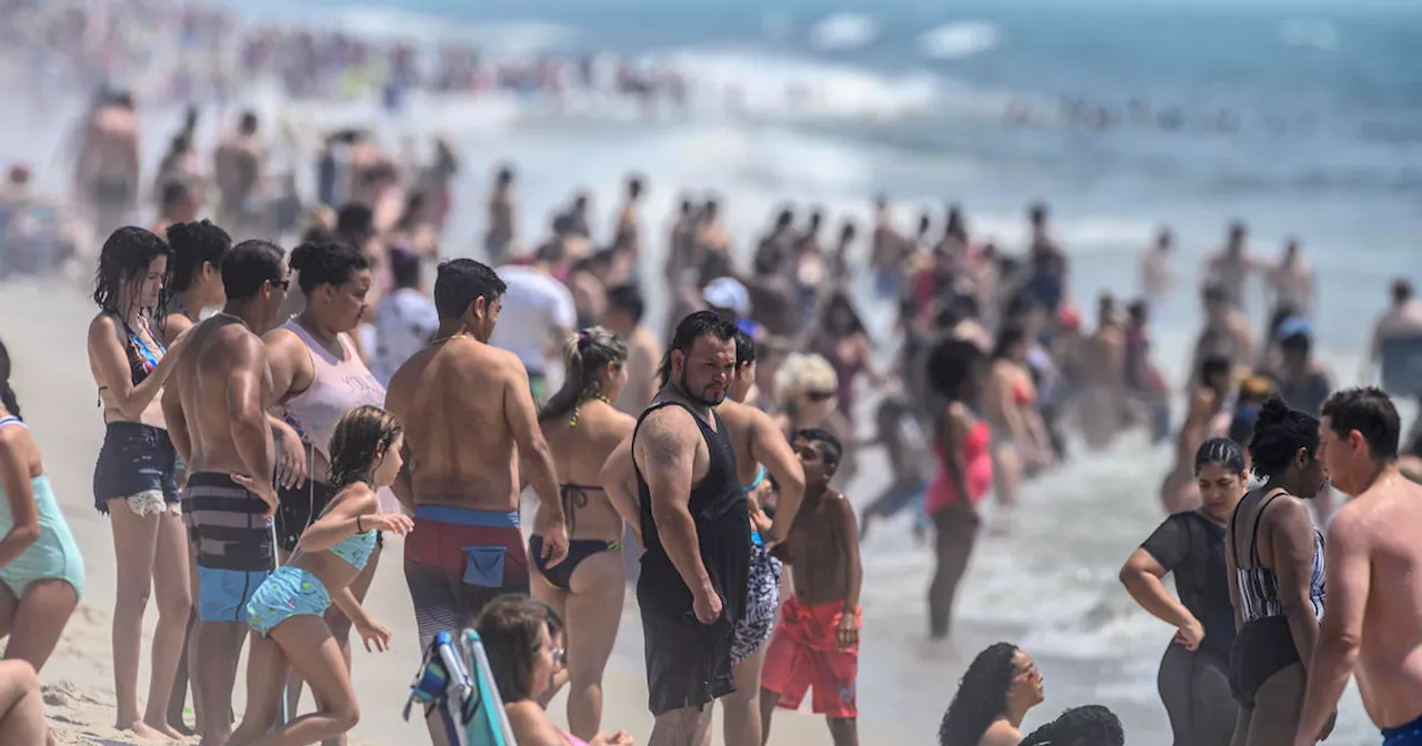 Long Island beachgoers contend with crowds and closures on 4th of July