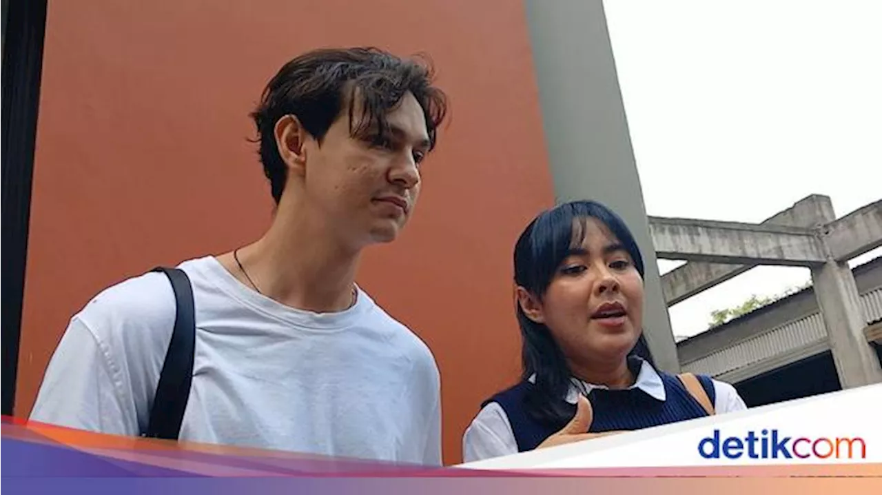 Kata Marcell Darwin Pilih Istri Jadi Guru Hafalan Surat Pendek Al-Qur'an