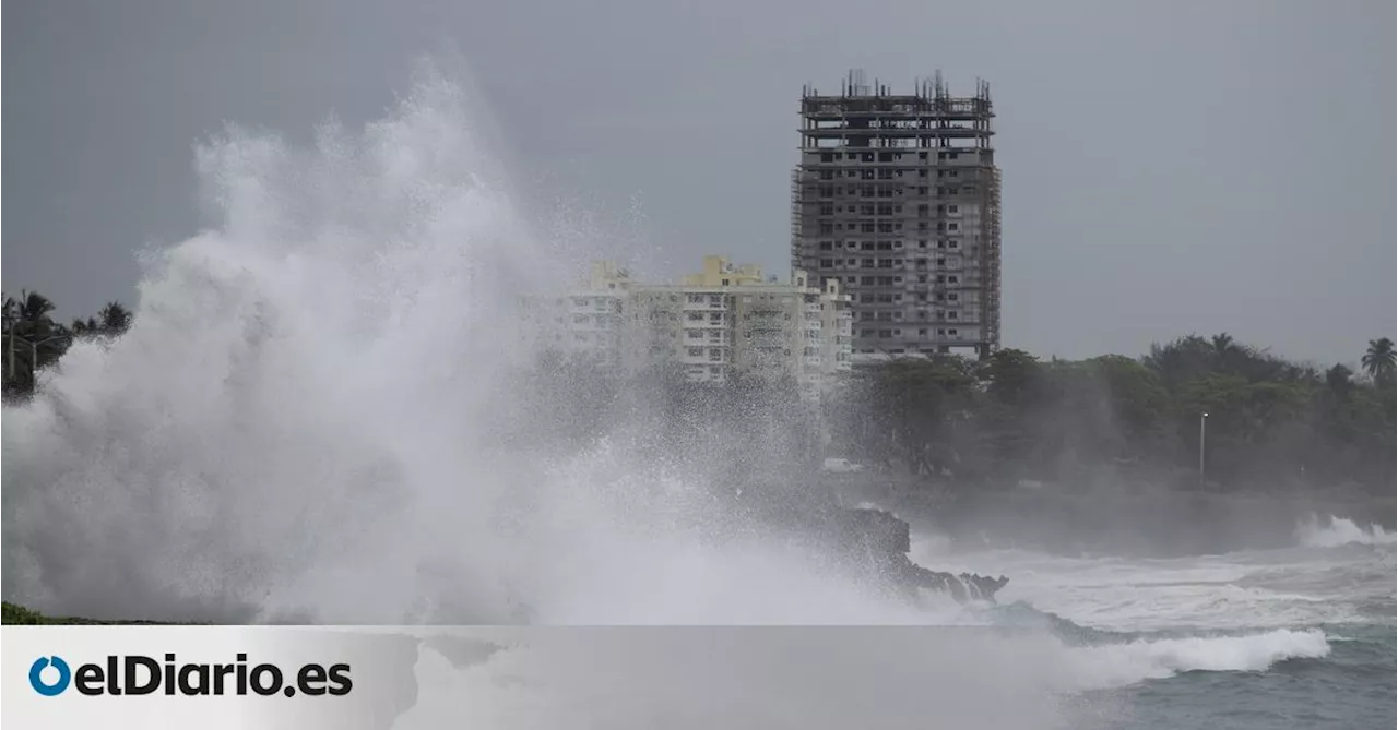 El huracán Beryl causa al menos 10 muertos y amenaza la costa turística de México