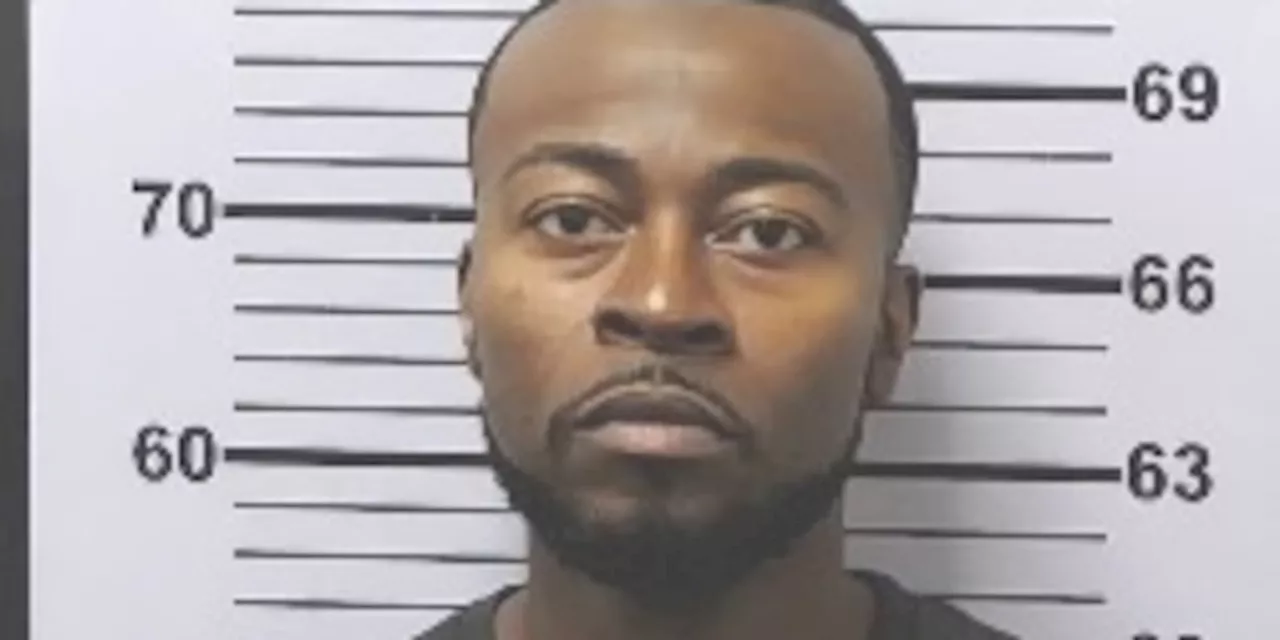 MPD: 36-year-old Mobile man arrested in connection with 2 armed robberies