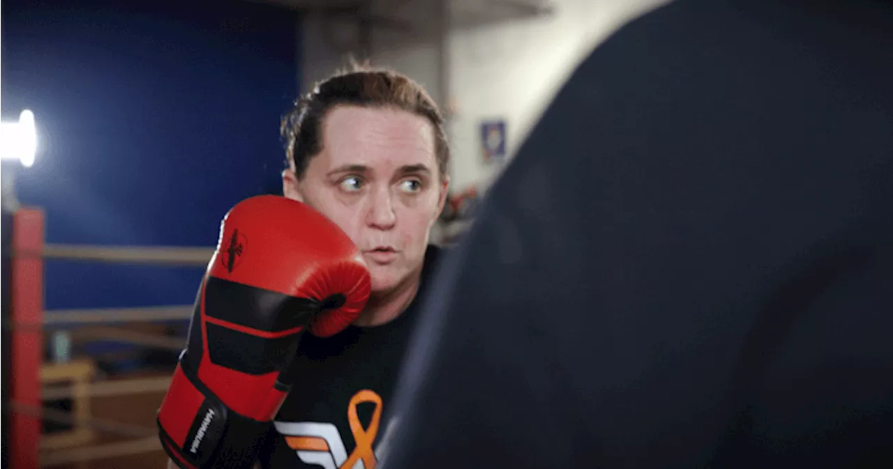 London, Ont. multiple sclerosis patient enters ring in bid to box her way to cure