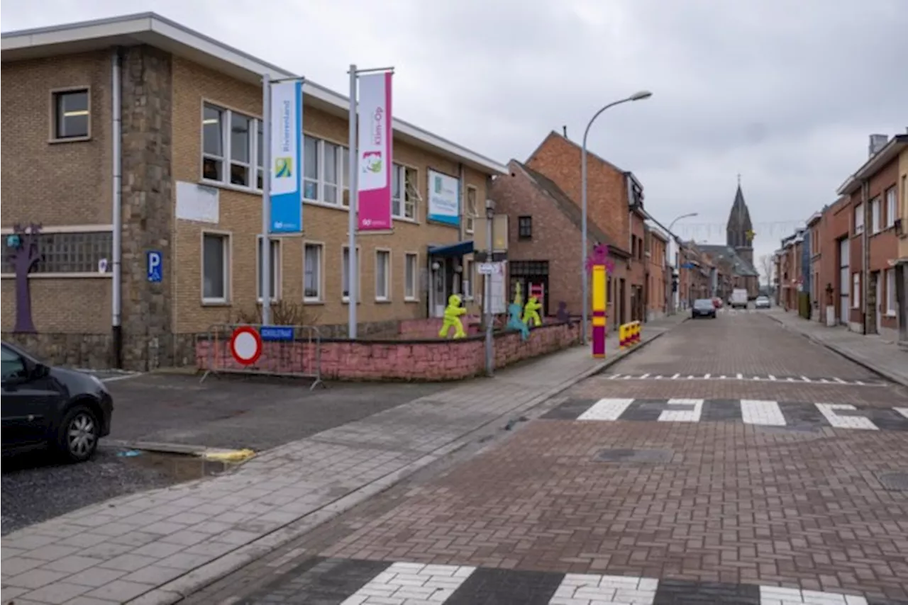 Inwijkeling organiseert eerste garageverkoop ooit van zijn dorp: “Een traditie die ik een beetje miste hier”