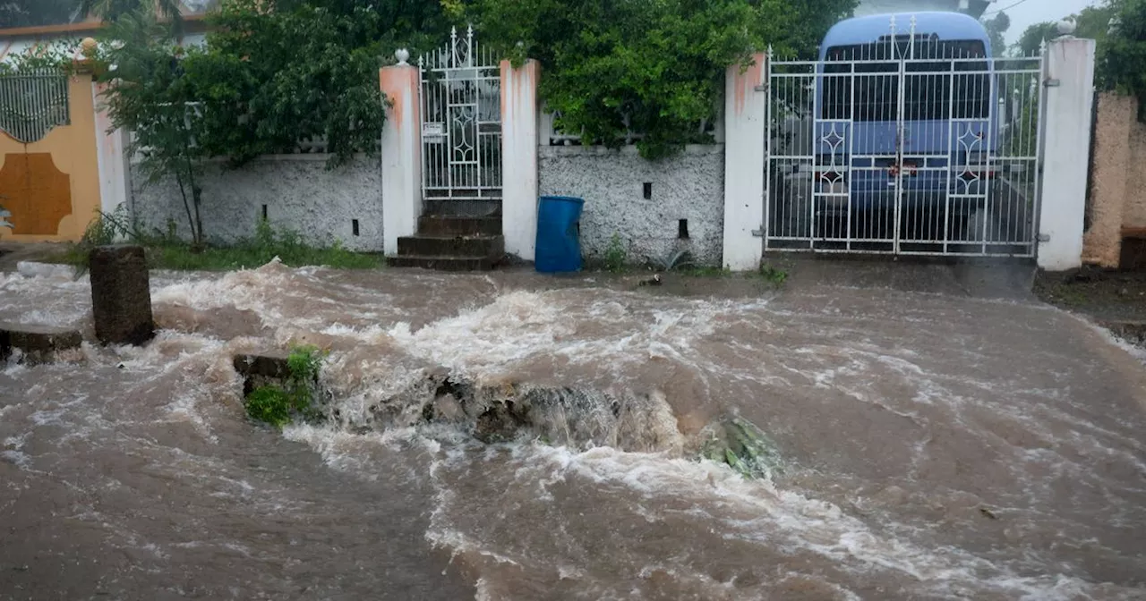 Hurricane Beryl Roars Toward Mexico After Killing At Least 7 In The Southeast Caribbean