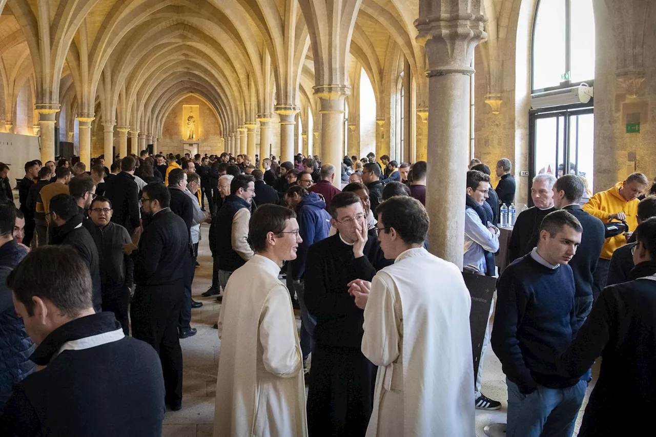 Devenir prêtre : un « choc culturel » à dépasser pour les jeunes de banlieue