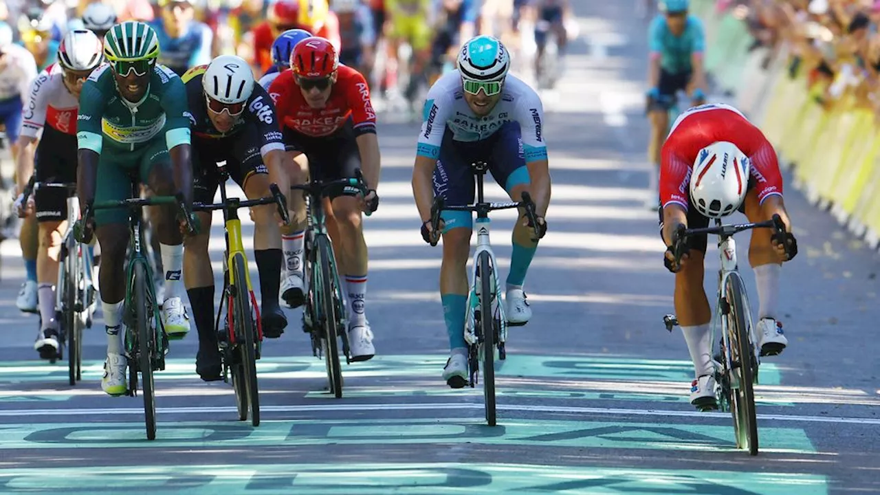 Eerste Nederlandse ritzege in de Tour: Groenewegen wint massasprint in Dijon