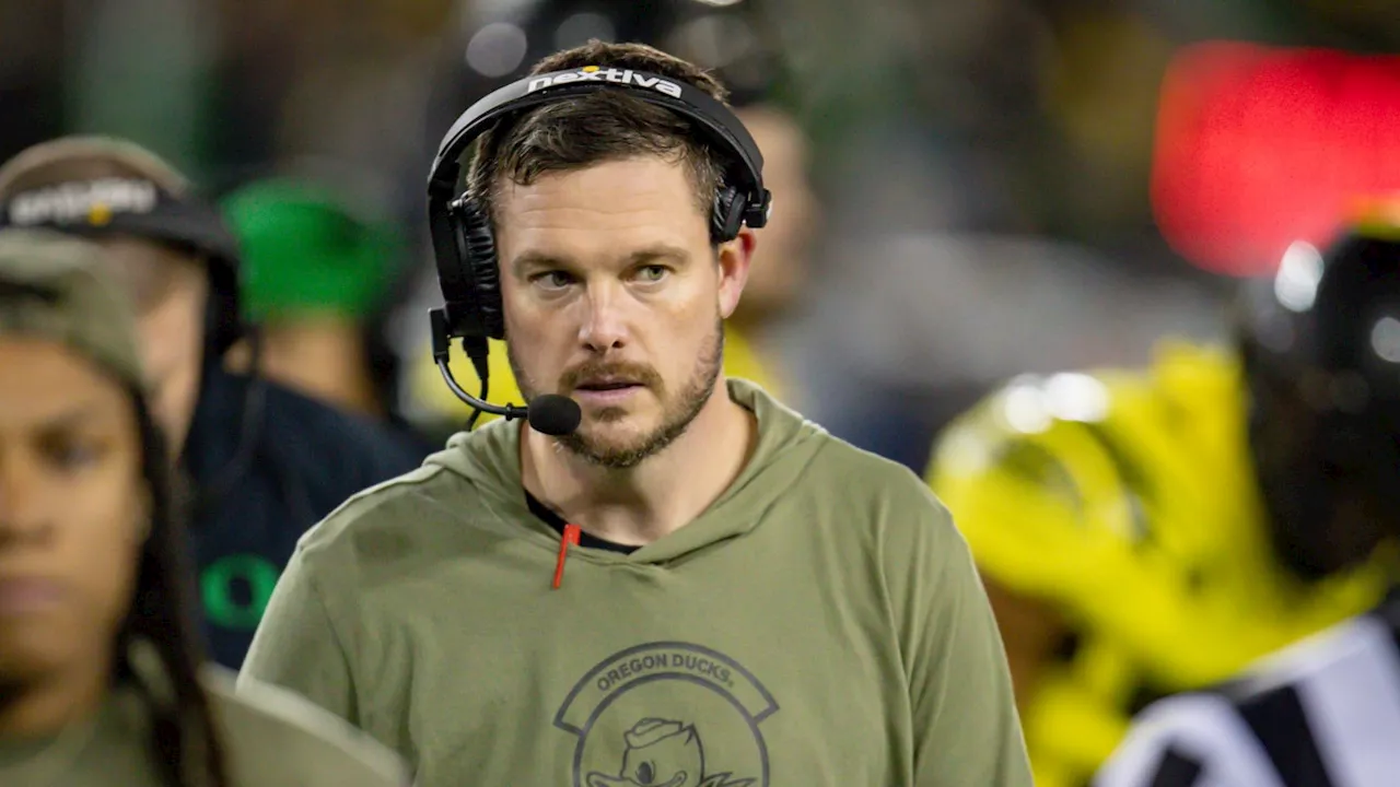 Oregon Football's Dan Lanning Ranked Against Big Ten Coaches