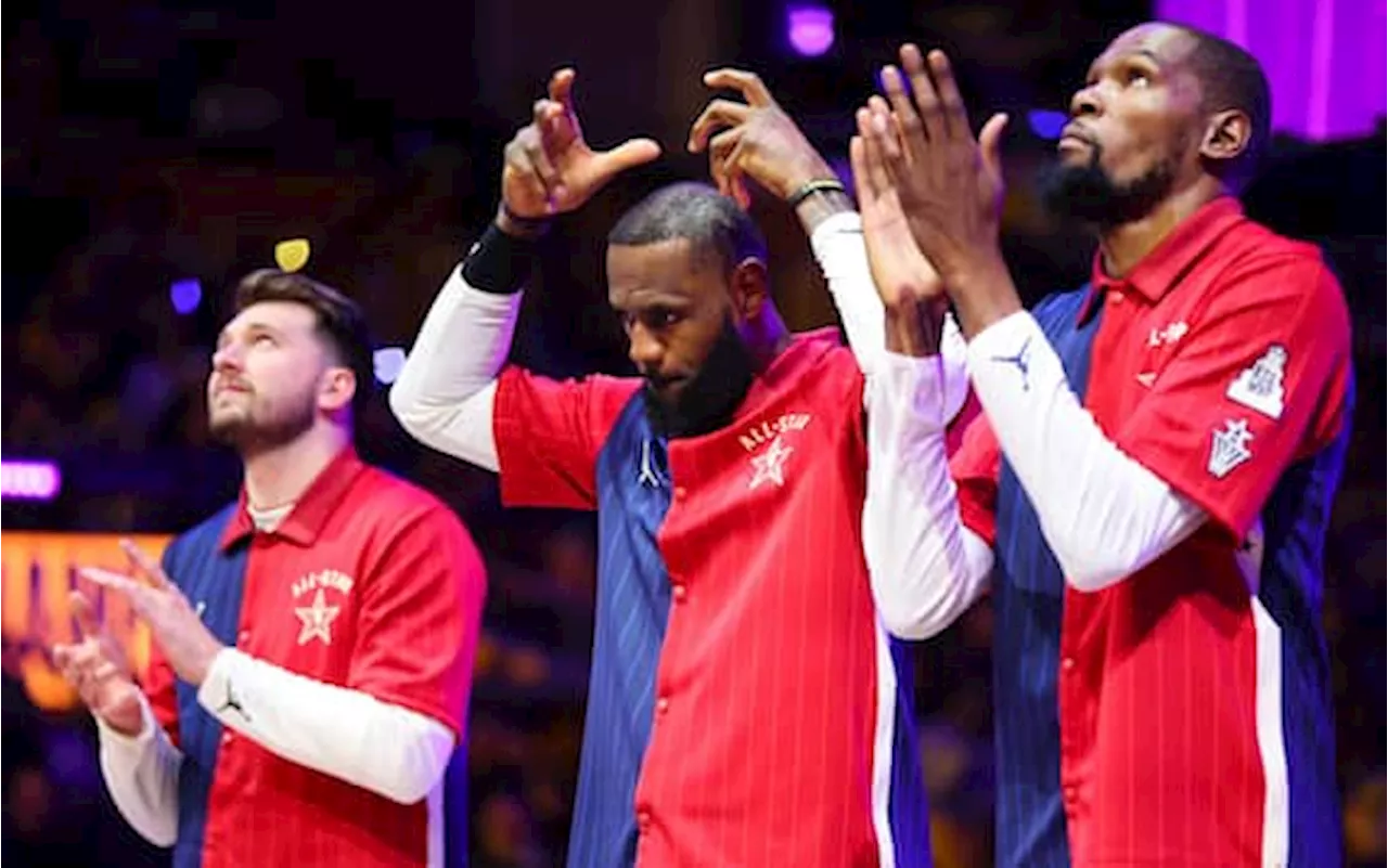 NBA, LeBron James record di guadagni: i suoi stipendi in carriera anno per anno