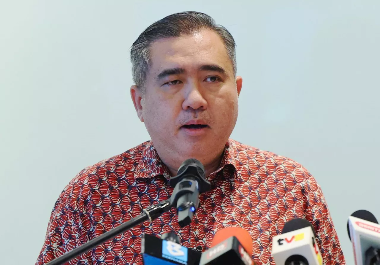 More tour bus drivers found without licences, positive for drugs, says Loke