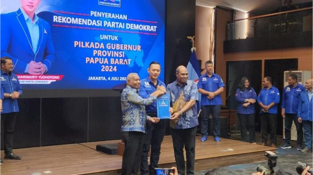 Dukung Petahana Maju Pilkada di 3 Daerah, AHY Langsung Serahkan Rekomendasi