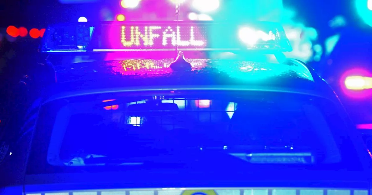 Unfall in St. Ingbert: mehrere Verletzte, Polizei sperrt Straße