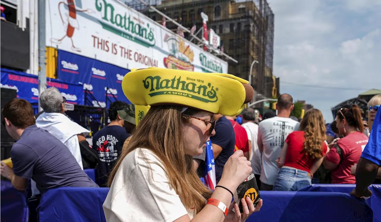 Miki Sudo wins women's division at annual Nathan's Famous Fourth of July hot dog