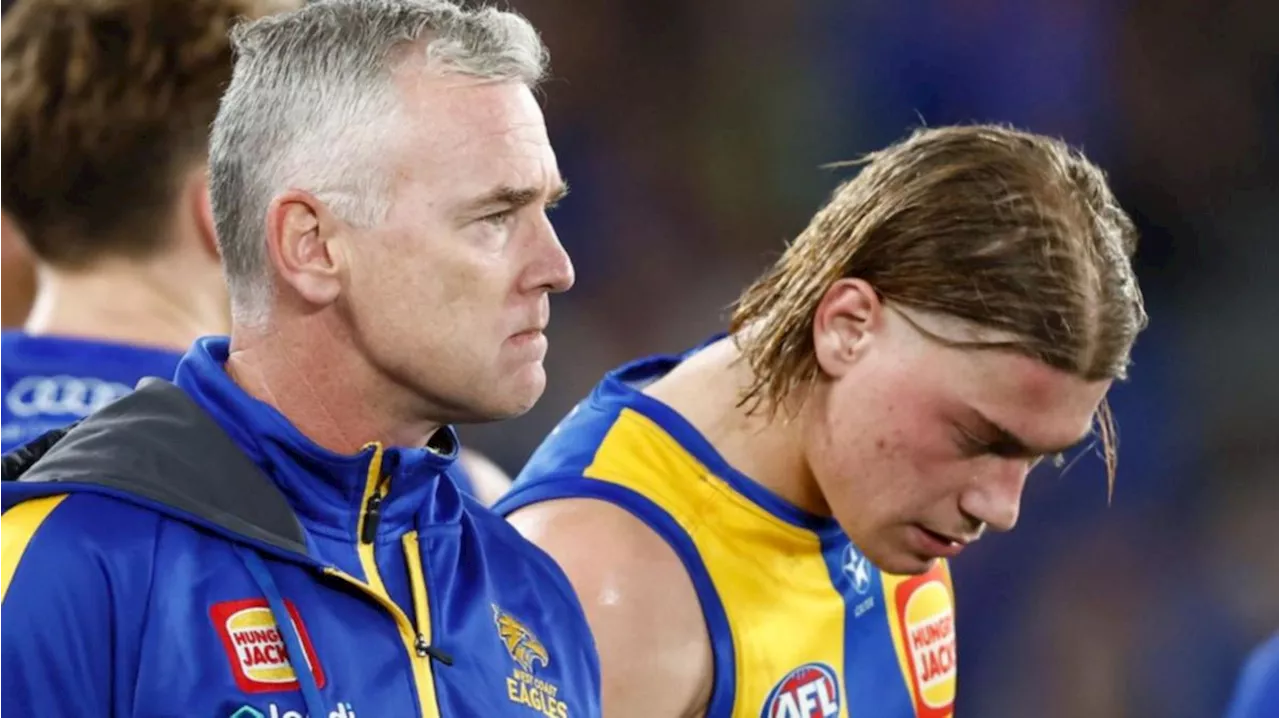 West Coast Eagles coach Adam Simpson says disgruntled players aren’t uncommon after bombshell reports