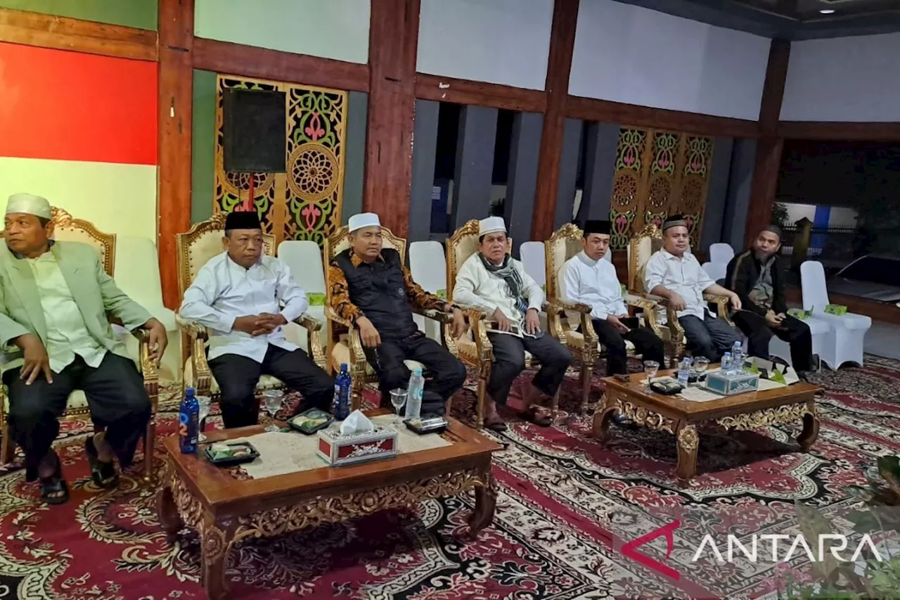 Pemkab OKU Timur sambut kedatangan 438 haji di daerah asal