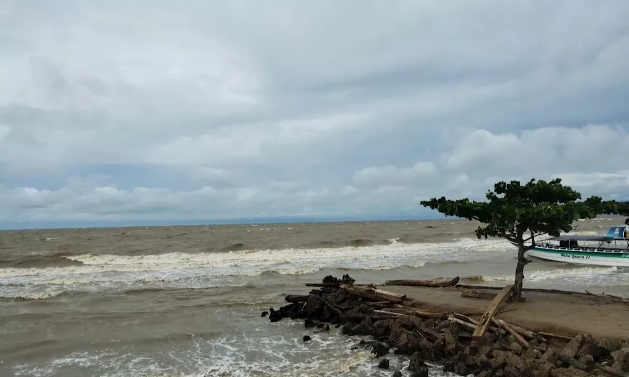 Suspenden salida de embarcaciones desde Necoclí hacía Chocó por fuertes vientos en Urabá