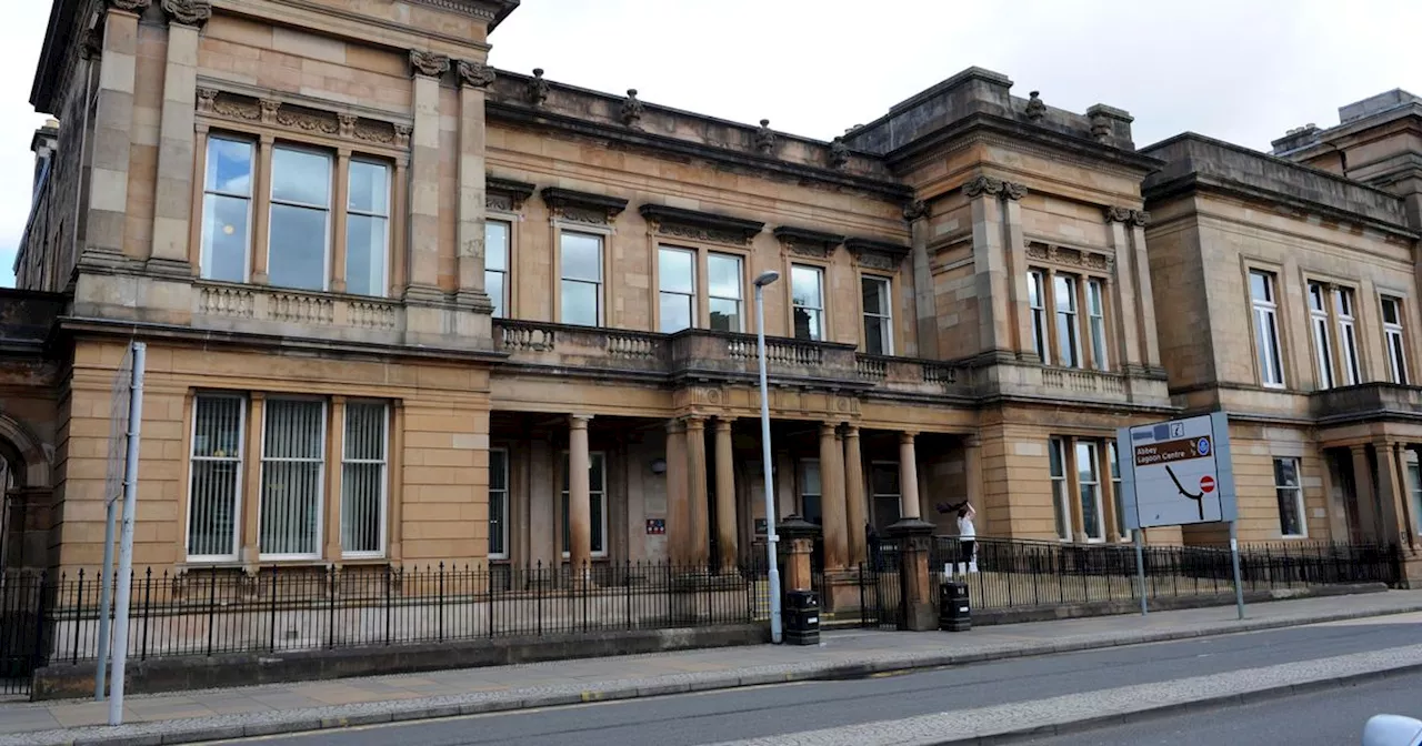 Paisley thug avoids jail after attacking man in takeaway shop