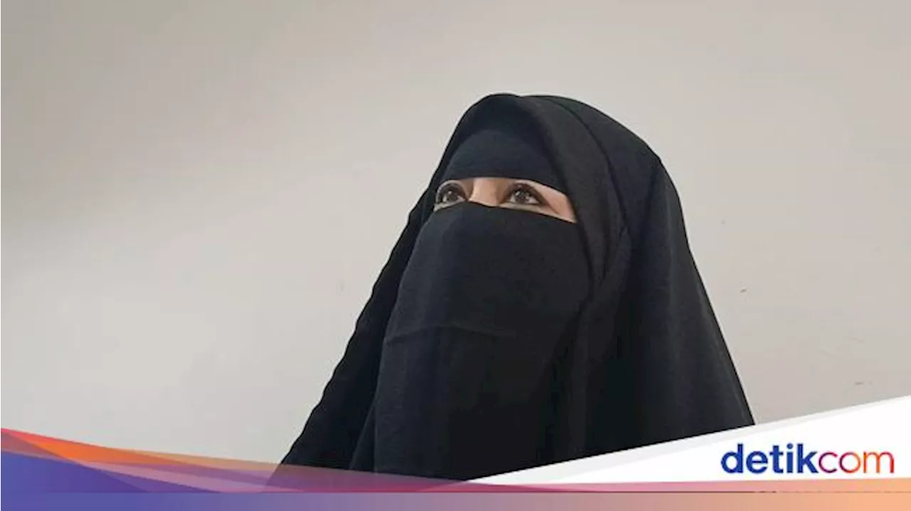 Kerja Keras Umi Pipik 5 Tahun Bangun Rumah Baru, Sempat Ngontrak 9 Kali