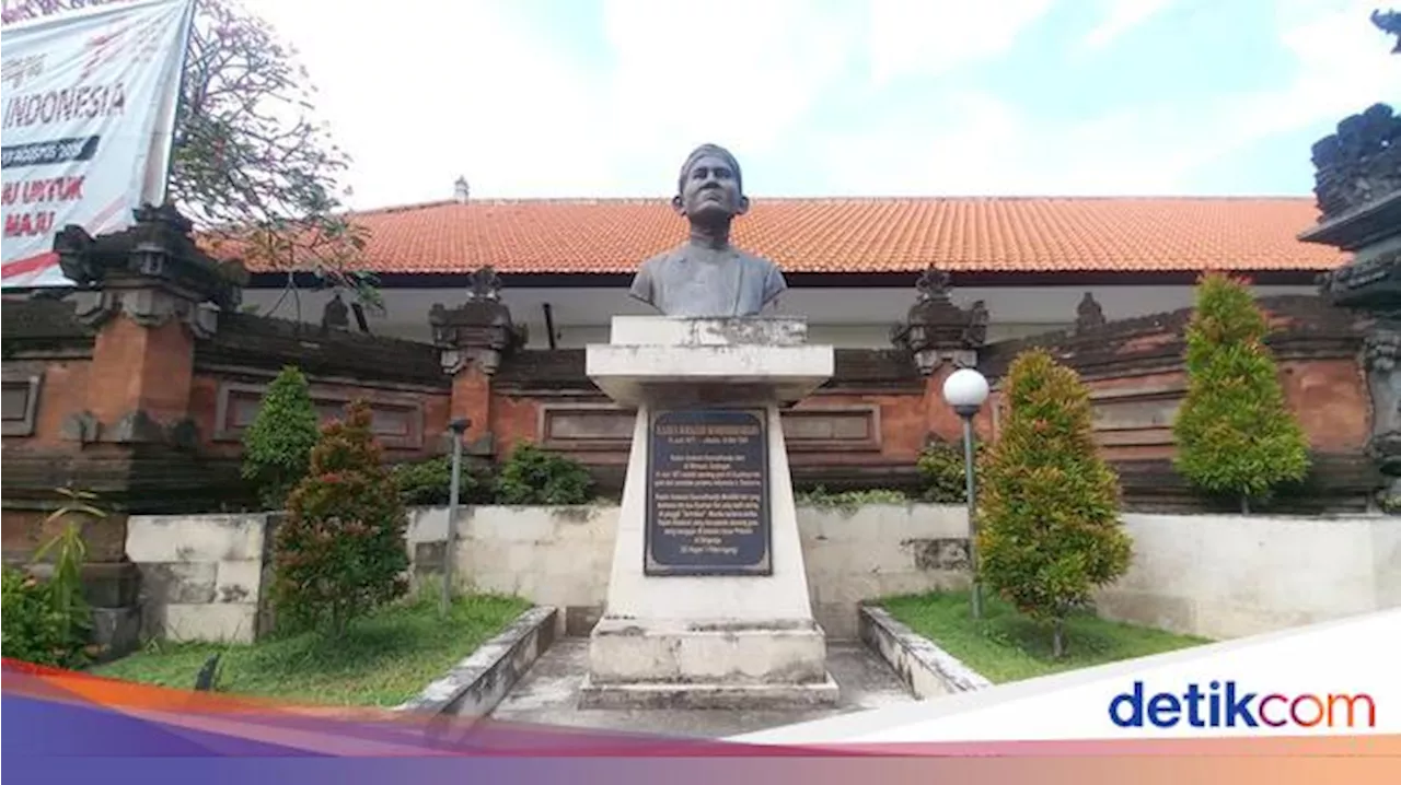 Kisah Cinta Orang Tua Bung Karno Bersemi dari Sekolah Rakyat