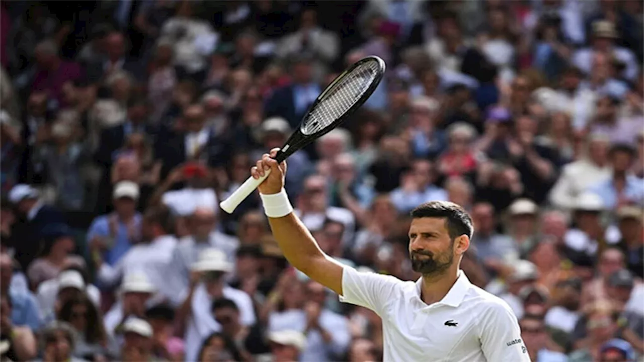 Djokovic survives rookie test as Wimbledon craves Murray magic