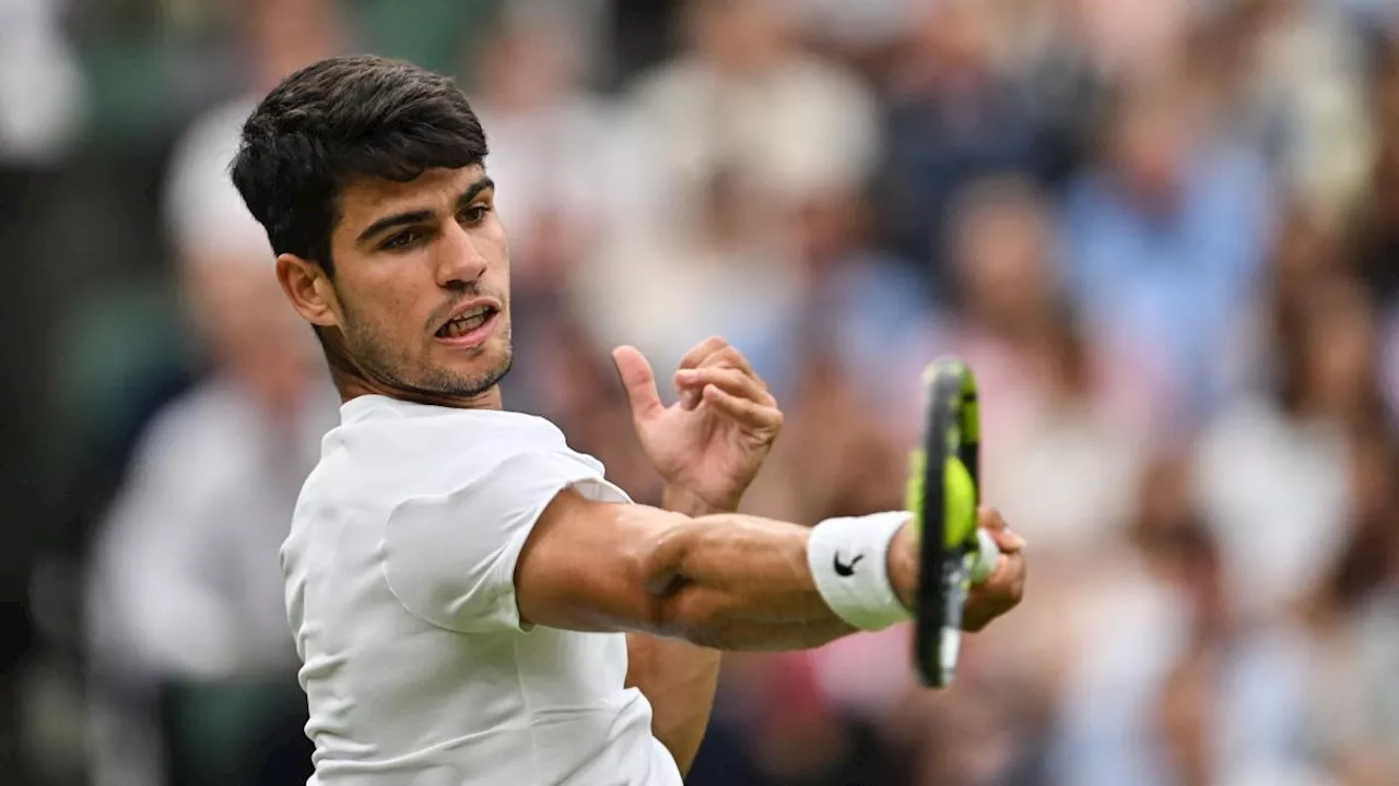 Alcaraz, che spavento: rischia con Tiafoe poi passa al 5° dopo quasi 4 ore di gioco