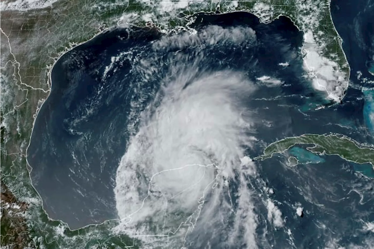 Those planning to travel through Houston area advised to plan ahead of Hurricane Beryl