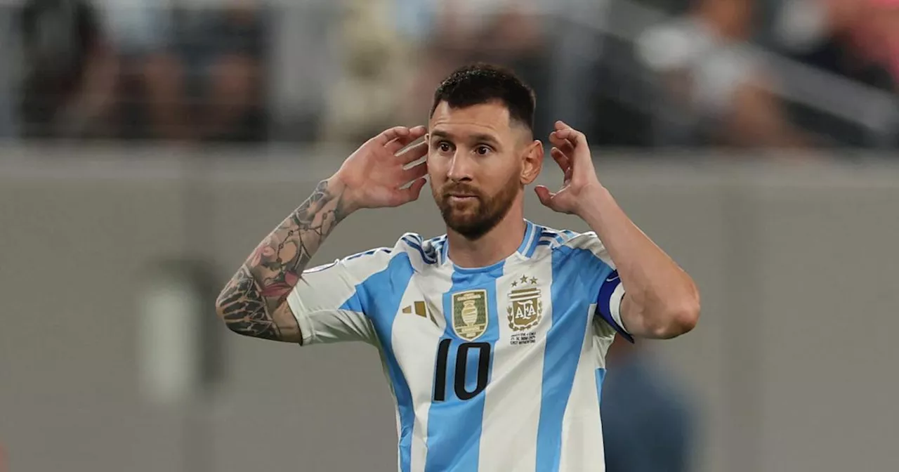 Messi verschießt Elfmeter, Argentinien musste zittern