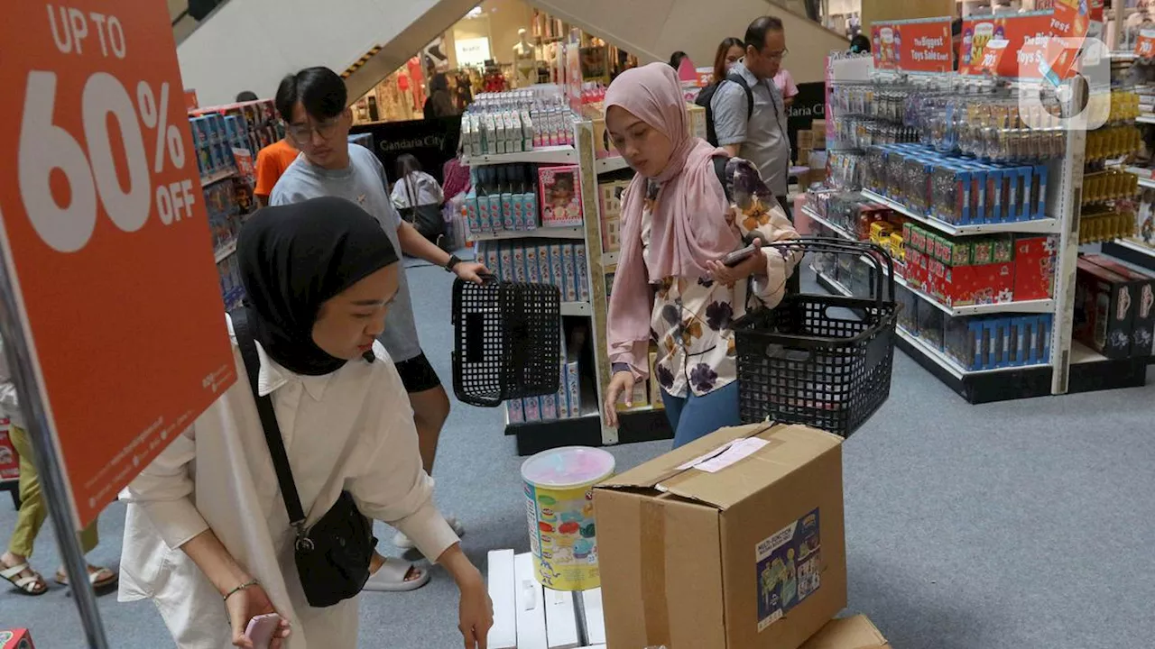 Aturan Zulkifli Hasan Ini Diklaim Bikin Kabur Pembeli Barang Branded ke Malaysia