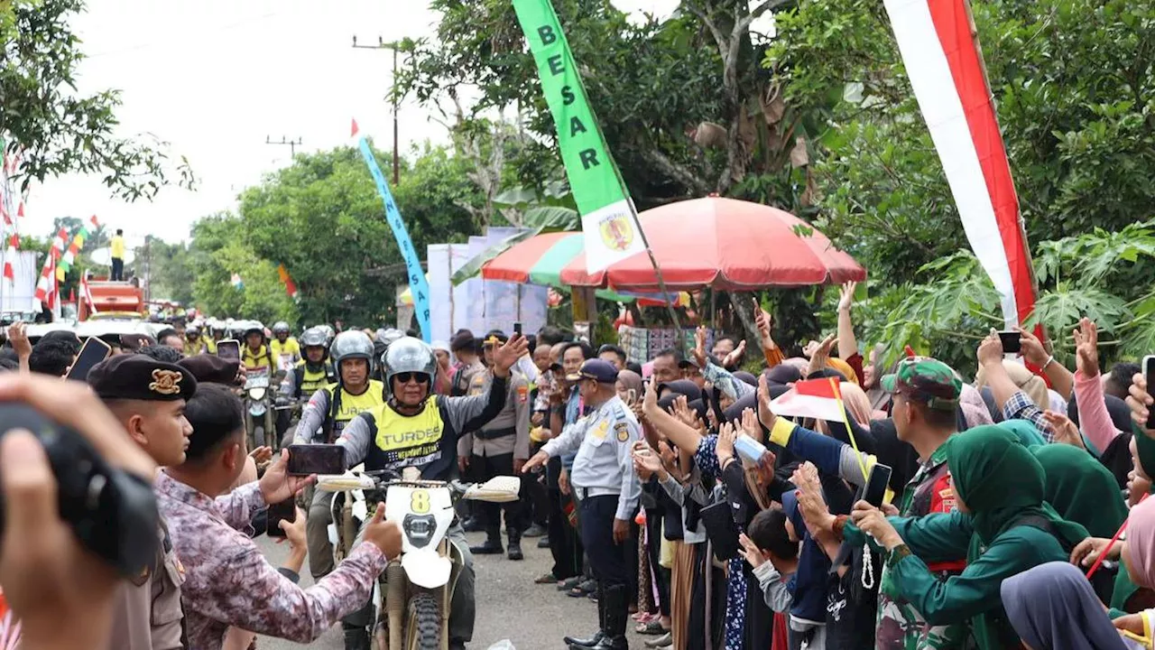 Begini Antusias Warga yang Sambut Gubernur Kalsel dan Acil Odah di Turdes Hari Keempat