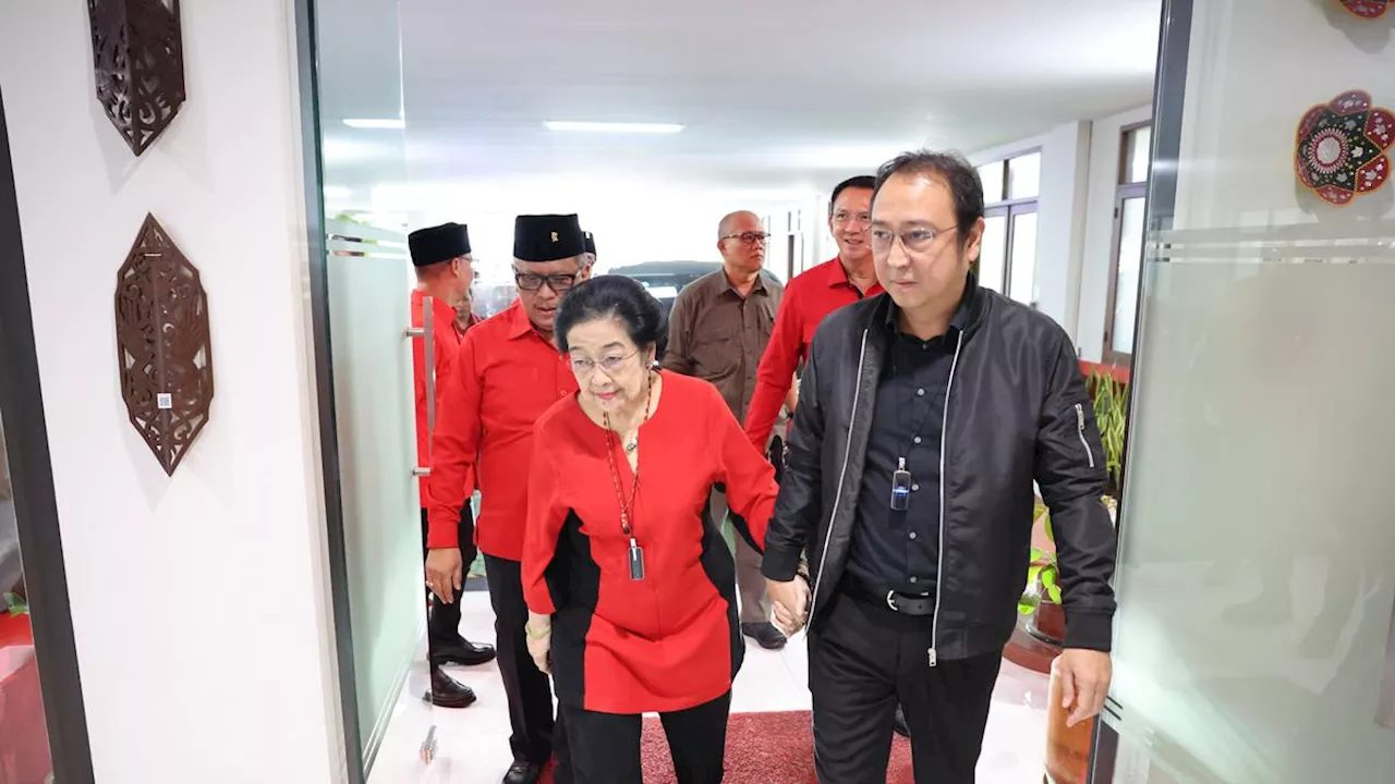 Didampingi Prananda, Megawati Hadiri Pengambilan Sumpah Jabatan Pengurus DPP PDIP