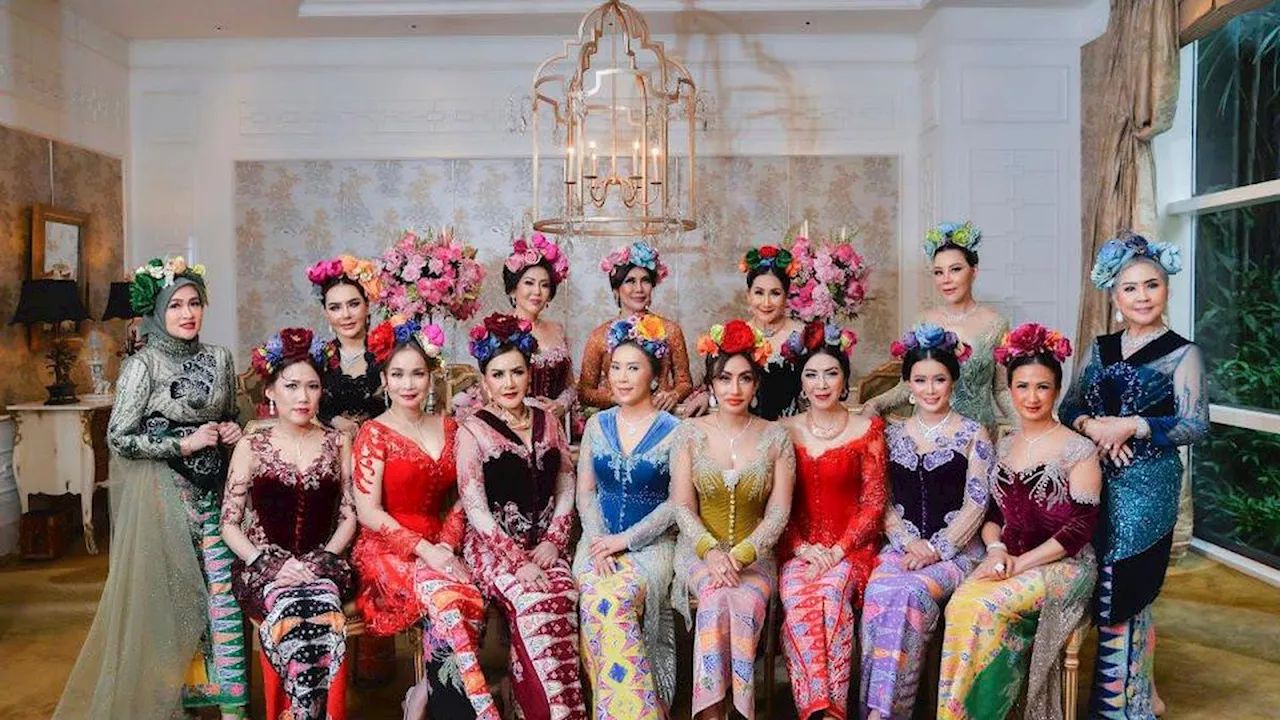 Eni Joe Hadirkan Keindahan Kain Betawi dalam Fashion Show di Ultah Jakarta