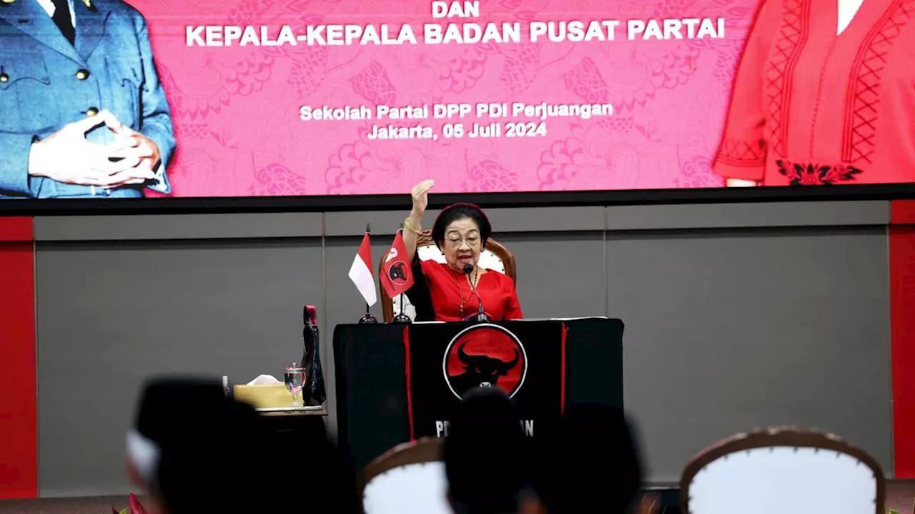 Megawati Mengaku Sering Marahi Yasonna Laoly: Jadi Menteri Ngapain, Anak Buah Kita Ditarget Melulu?