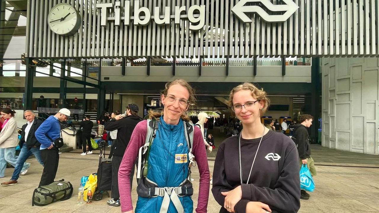 Conductrice Priscilla wandelt 521 kilometer tegen geweld bij NS