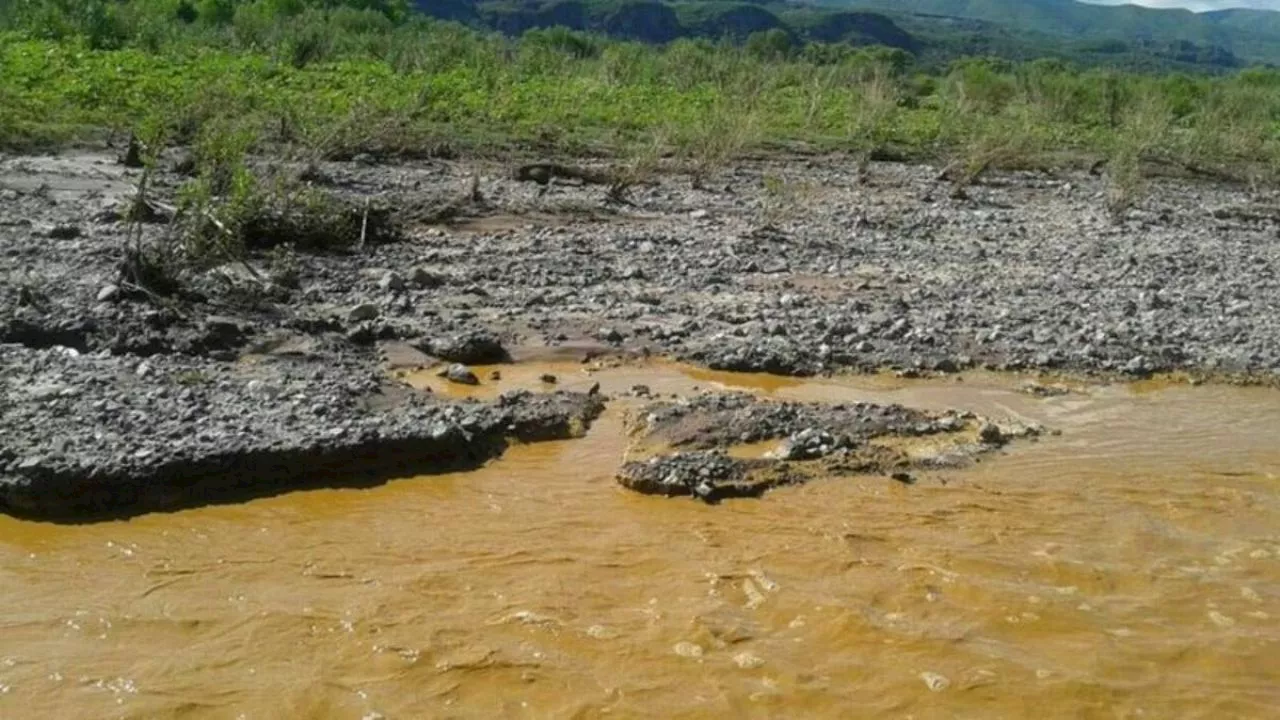 Piden a Sheinbaum atender a la población afectada por derrame en el Río Sonora