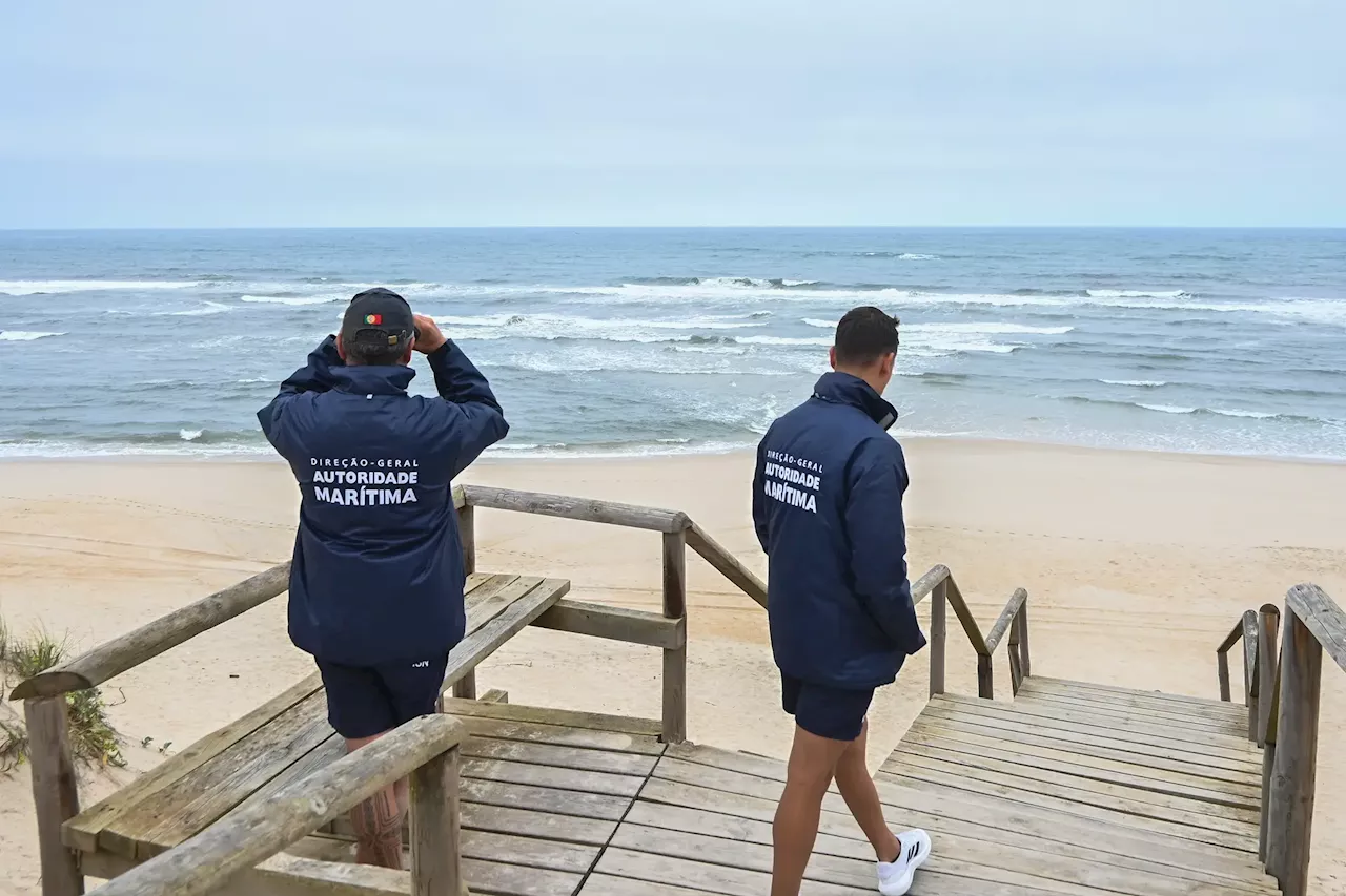 Buscas pelos pescadores desaparecidos na Figueira da Foz prosseguem de noite