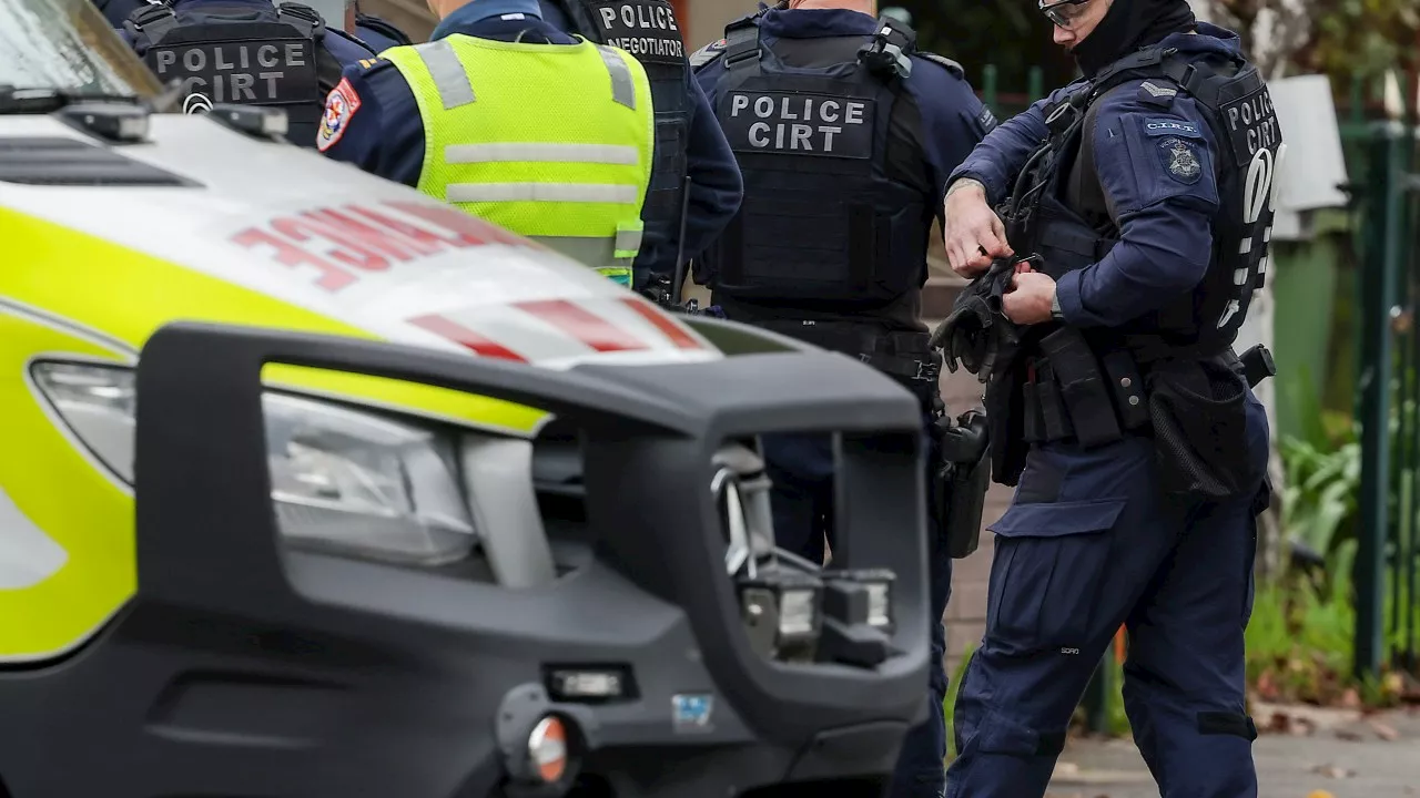 Man arrested after heavily-armed police swarmed Melbourne home