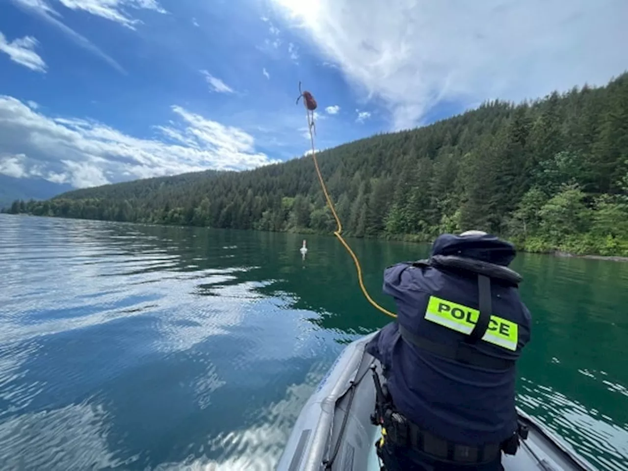 Agassiz RCMP rescue stranded swimmers on Harrison Lake