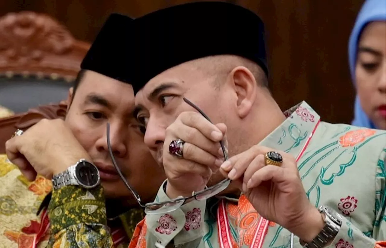 Pengerusi Suruhanjaya Pilihan Raya Indonesia dipecat kerana minta habuan seksual