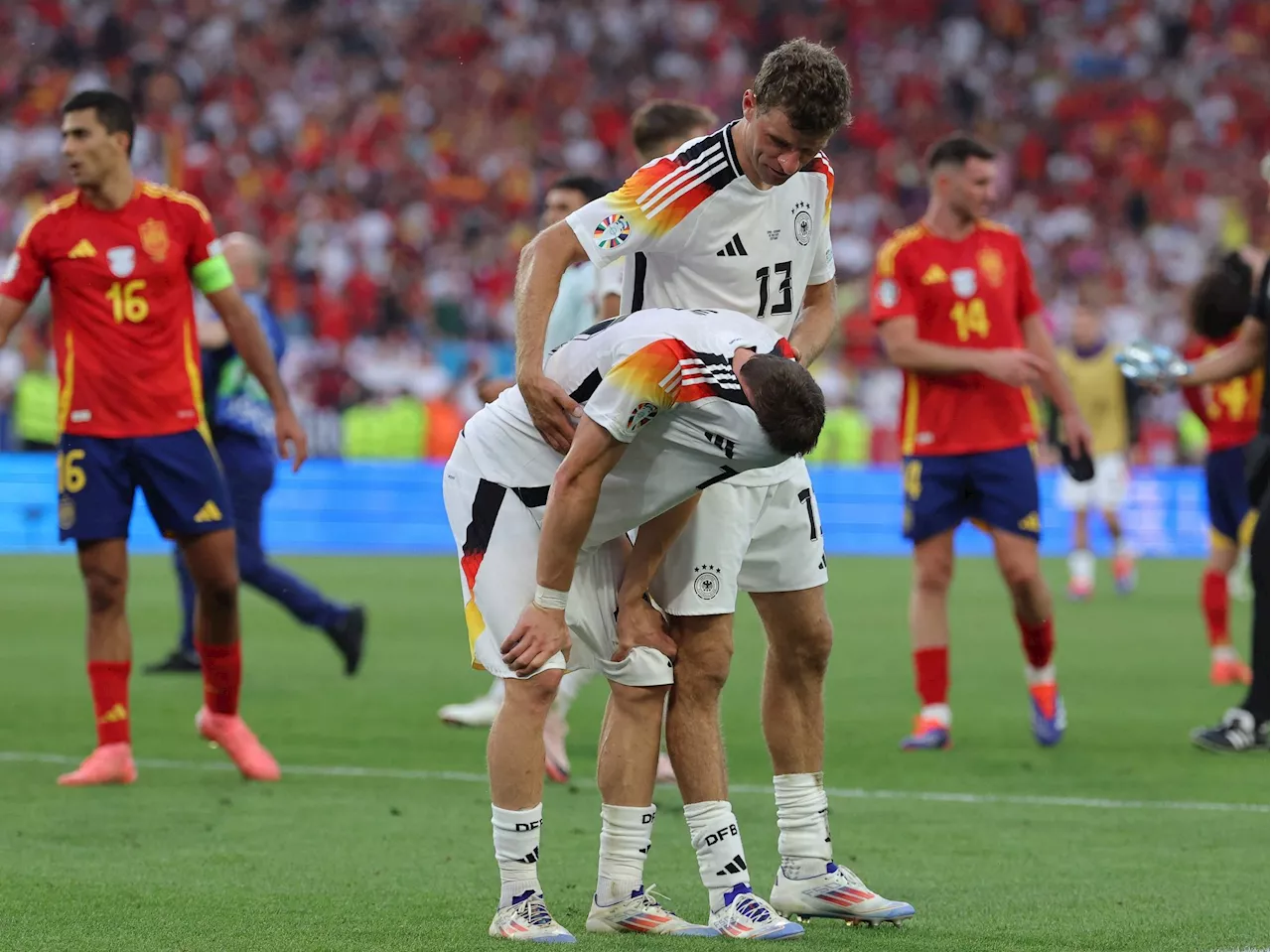 Merino köpft Spanien gegen Deutschland ins Halbfinale