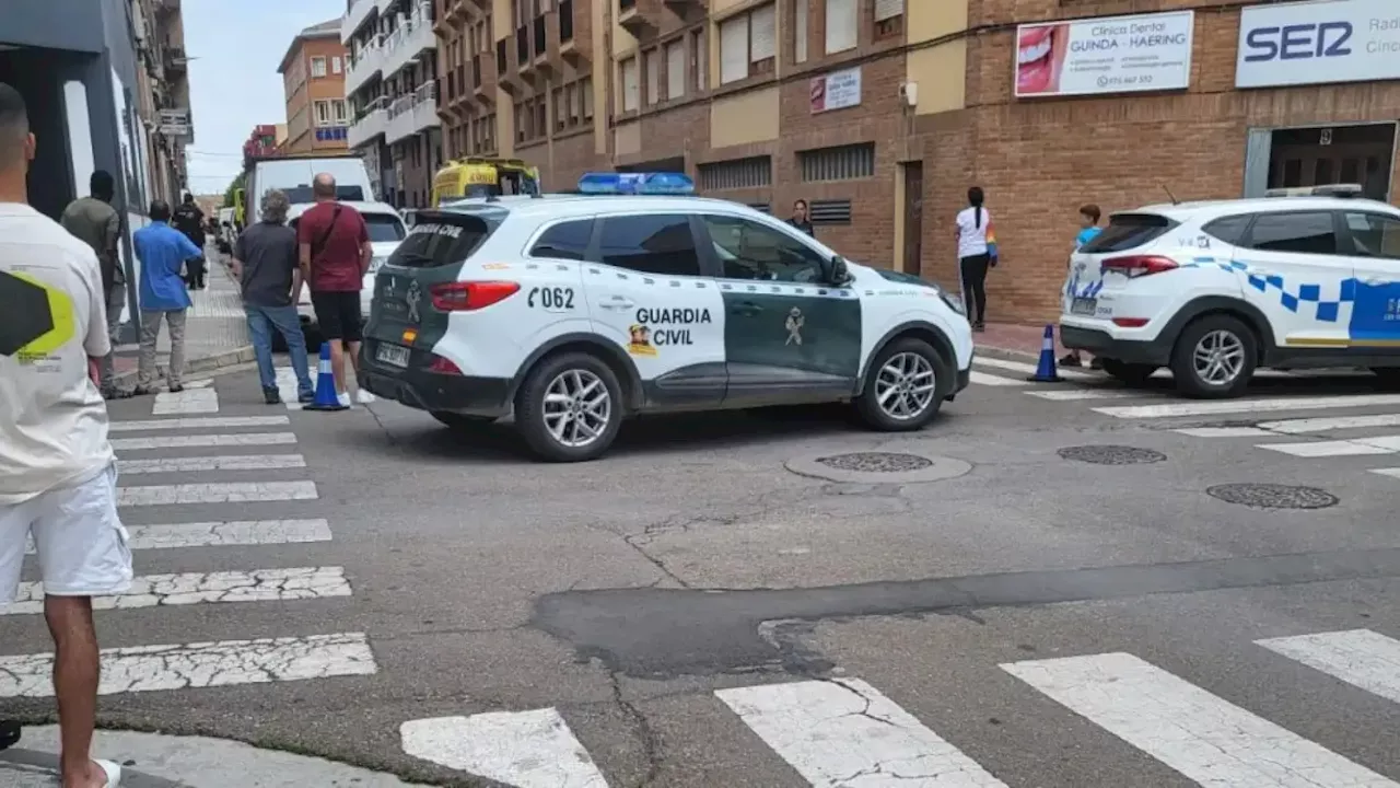 Hallan muerta a una mujer y a su marido muy grave en un comercio de Ejea de los Caballeros