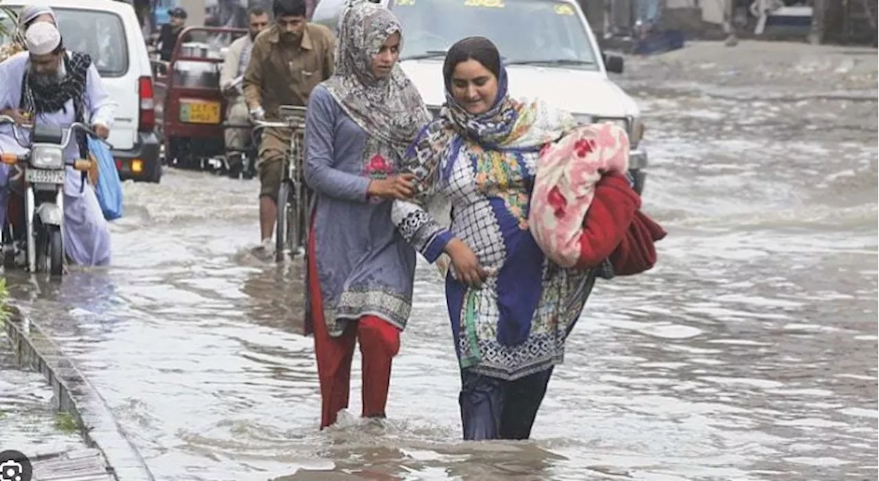 Low-lying areas flooded as Lahore, other Punjab cities receive heavy rains