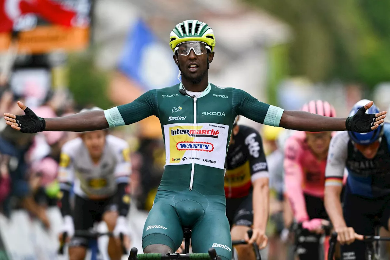 Tour de France, Girmay firma il bis e conquista l'ottava tappa