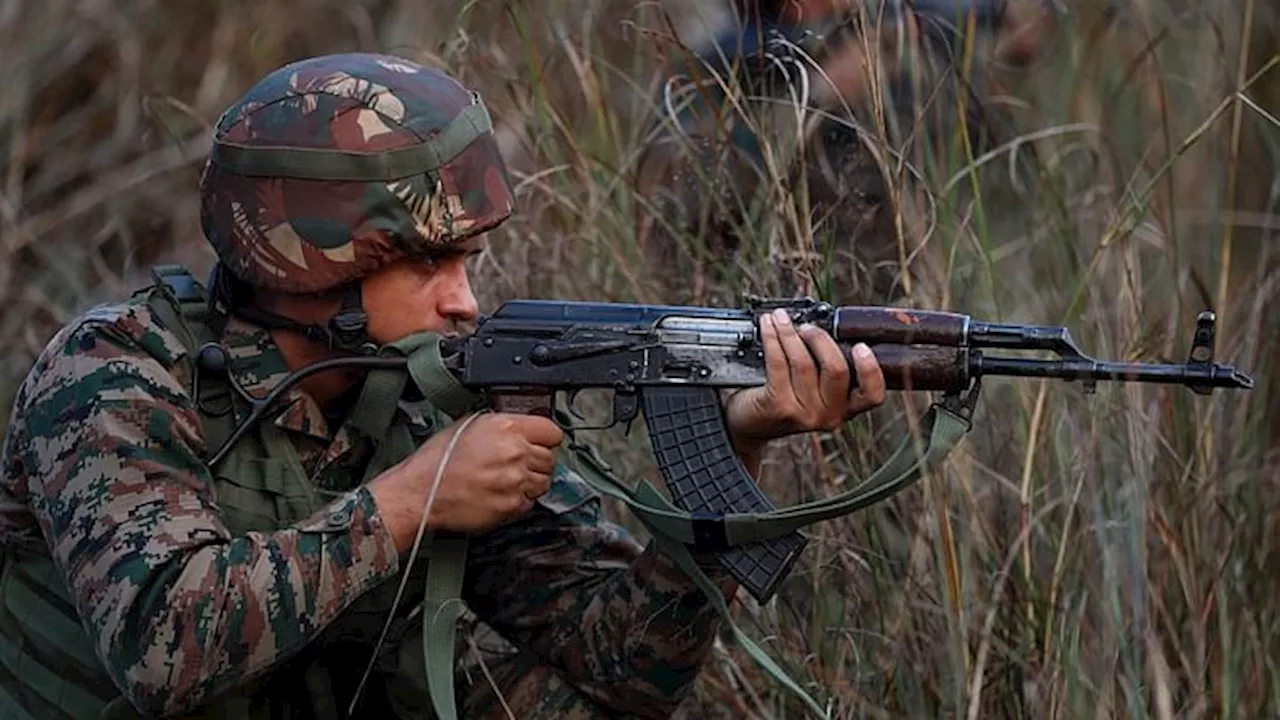 Jammu Kashmir : कुलगाम में जवानों और आतंकियों के बीच हुईं दो मुठभेड़, चार आतंकी ढेर; एक जवान बलिदान