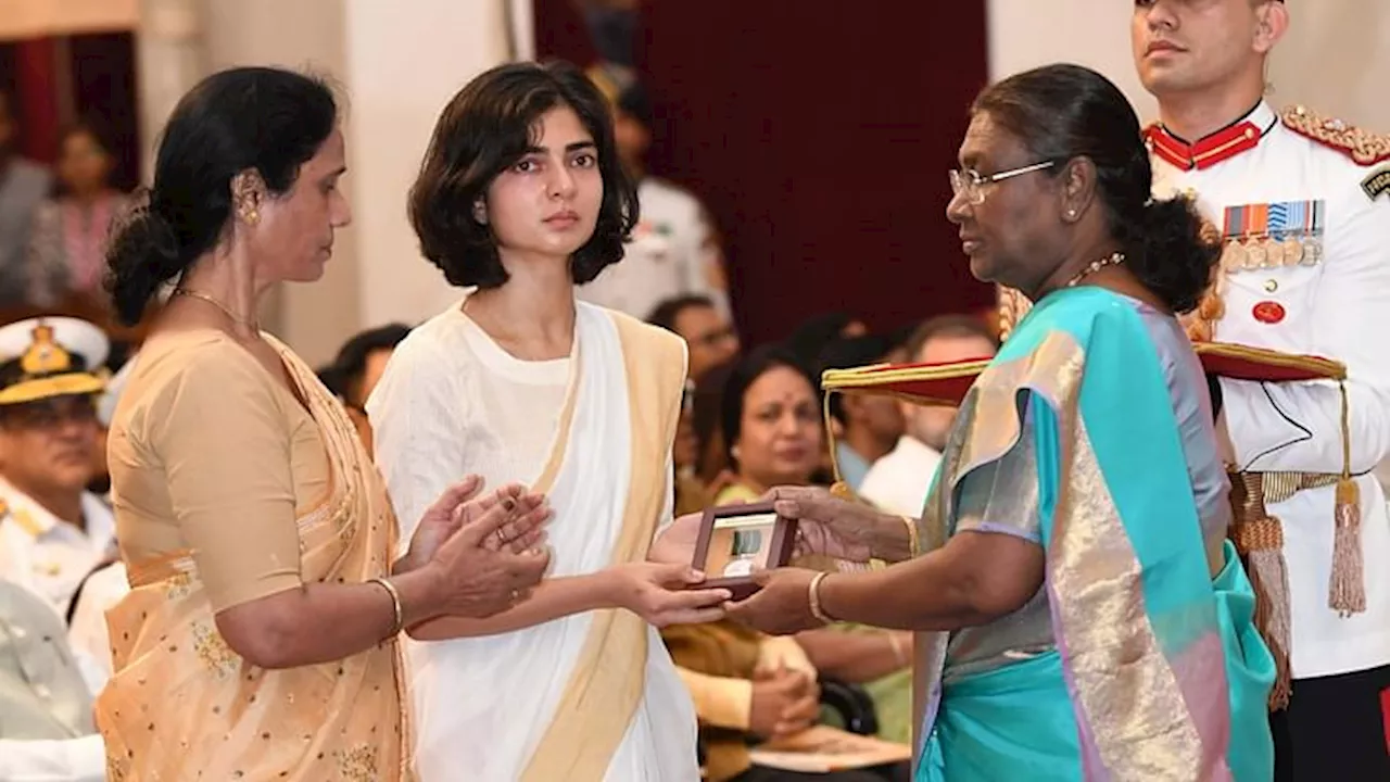 Kirti Chakra: 'वह कहते थे साधारण मौत नहीं मरूंगा', पत्नी ने बताई शहीद कैप्टन अंशुमान सिंह की बहादुरी की कहानी