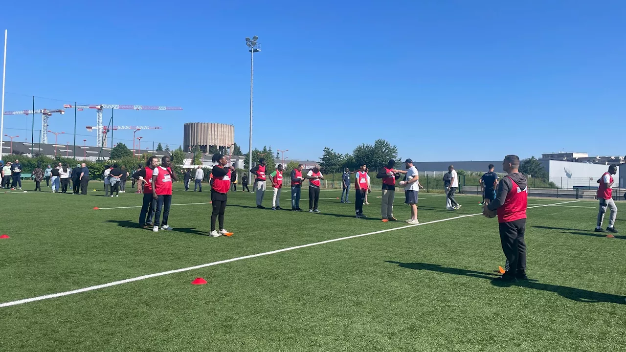 'Les candidats révèlent leur personnalité': à France Travail, des ateliers rugby pour faciliter les...