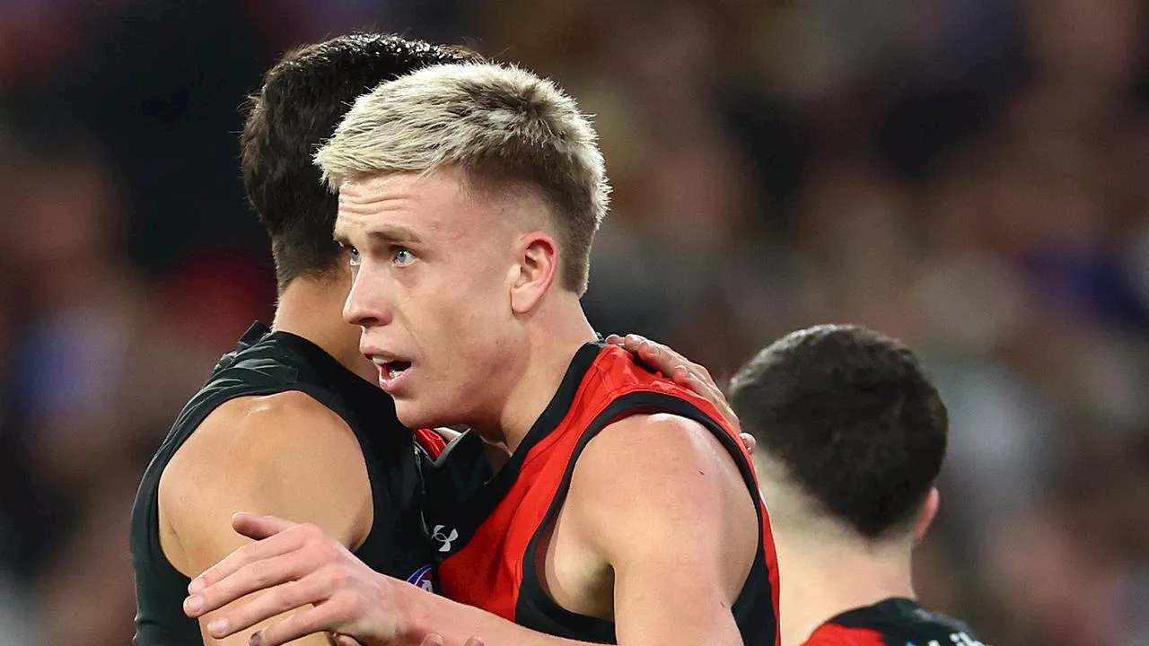 18-year old’s ‘very rare’ feat as Bombers ‘point of difference’ stuns