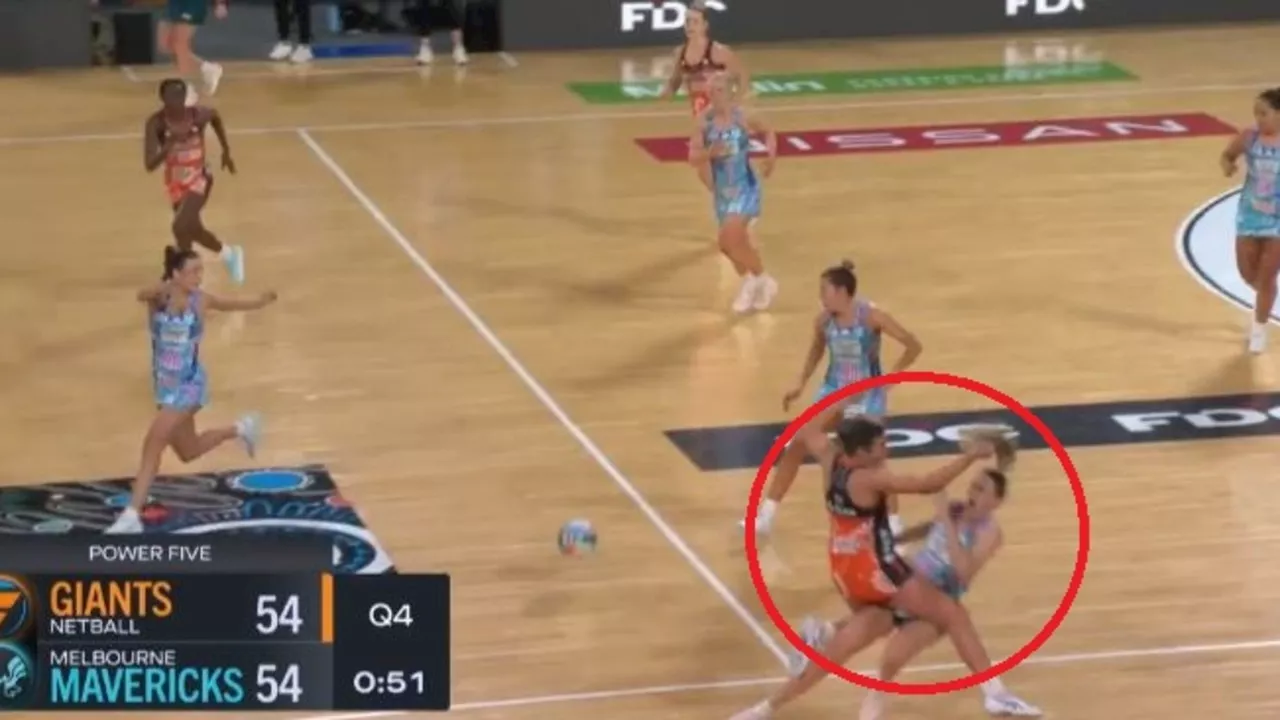 ‘Certainly doesn’t look good’: Brutal collision as Super Netball fairytale still alive