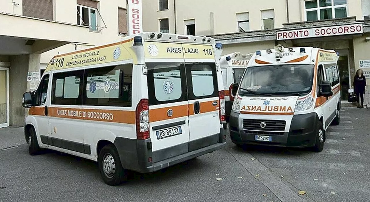 Roma, lite stradale: non gli dà la precedenza, automobilista picchiato con il manganello: arrestato un ventenn