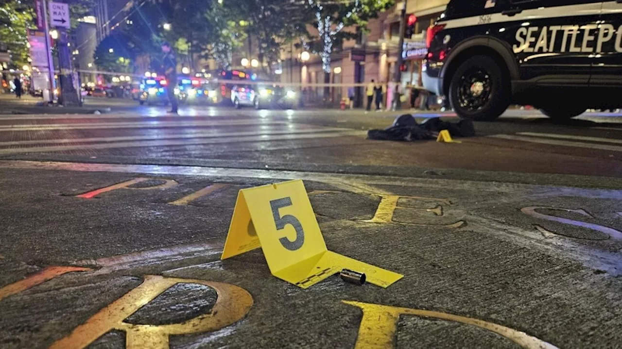 Police search for suspect after Fourth of July triple shooting in downtown Seattle