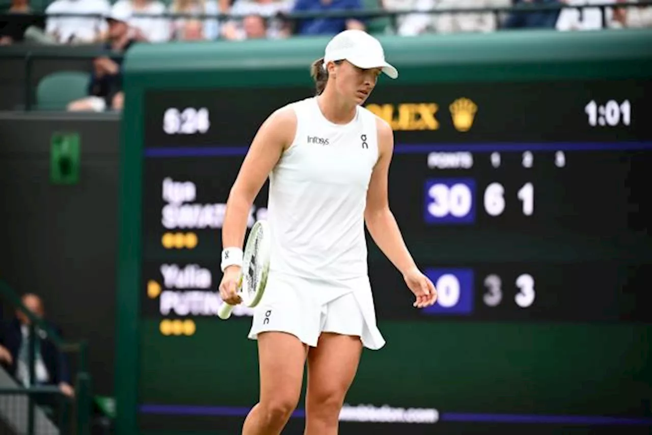 La numéro 1 mondiale Iga Swiatek éliminée au 3e tour de Wimbledon par Yulia Putintseva